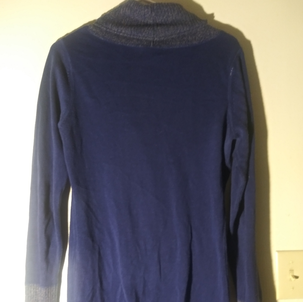 Blue Sweater - Picture 4 of 5
